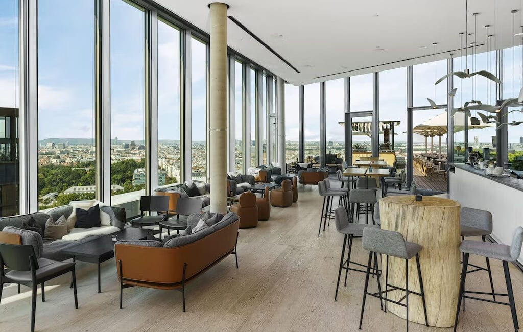 Sophisticated dining at Andaz Vienna Am Belvedere's restaurant