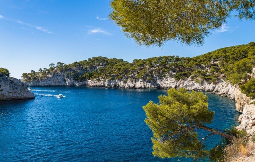 Turquoise waters and limestone cliffs in Calanques National Park